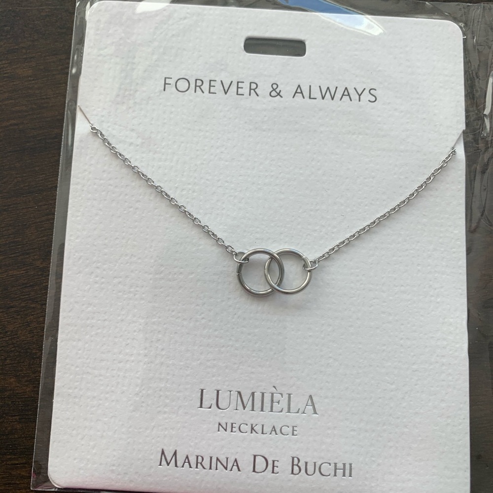 Brand New Silver necklace